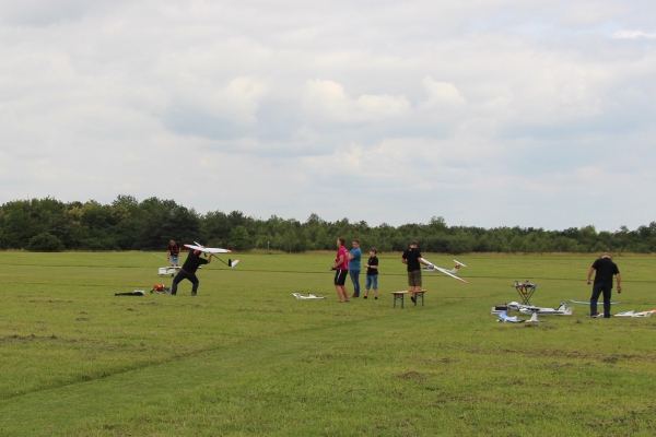 2018-06-24-modellflugtag-1732F38723-121F-8F30-1B7D-327D522BA96E.jpg