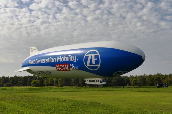 zeppelin-bild-b-2-deF1EB34EA-9A7C-EF80-21F7-C9221F73C51C.jpg